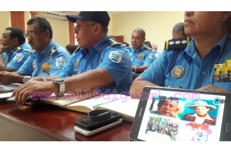 Polic&iacute;a Nacional